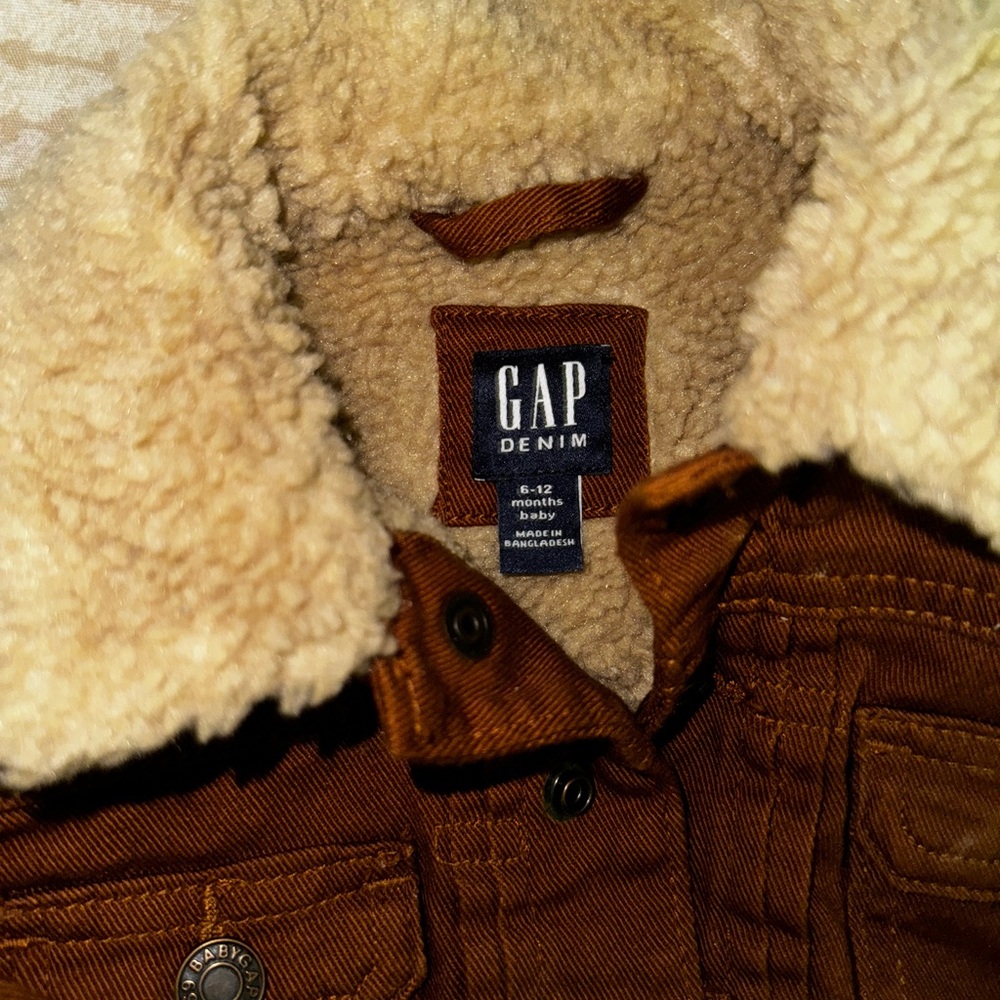 Brown Gap Baby Jean Jacket with Tan Fur Lining, 6-12 Months
